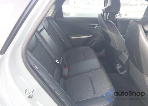 2025 Kia K4 Gt Line z USA, uszkodzony, nr VIN 3KPFW4DEXSE040554